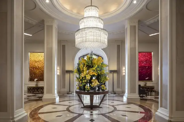 Beverly Wilshire in Beverly Hills, spacious lobby with a large crystal chandelier