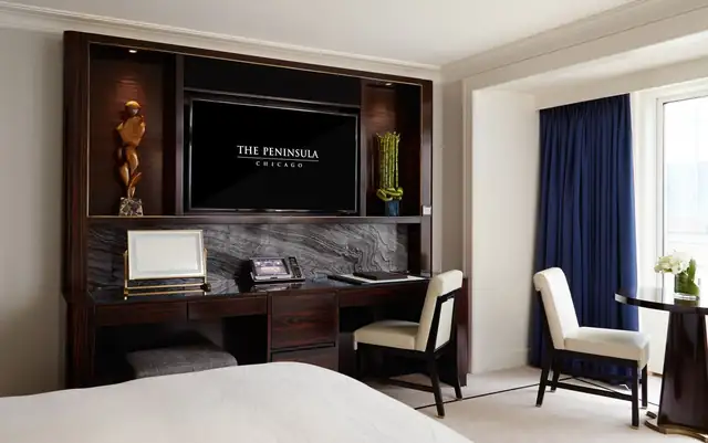 The Peninsula Chicago in Chicago, luxury room with design details