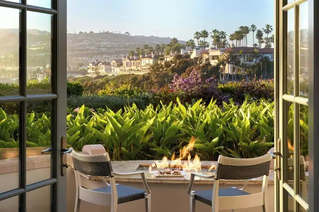 Ritz-Carlton Laguna Niguel in Dana Point, general view of the resort on the coast